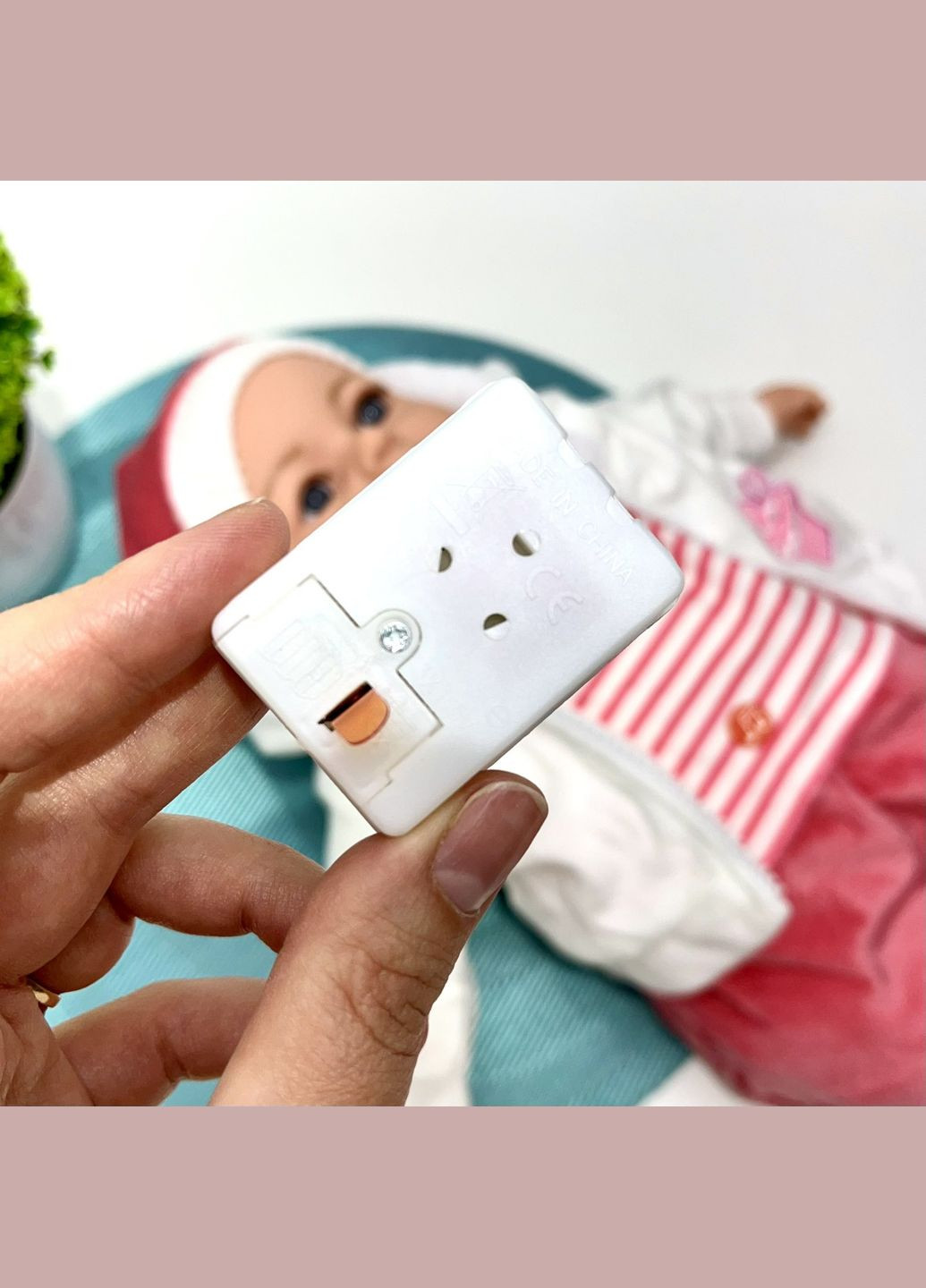 Лялька-пупс м'яконабивна з соскою та звуковими ефектами укр мова 42см Вид 5 (M 5919 I UA) No Brand (304421614)