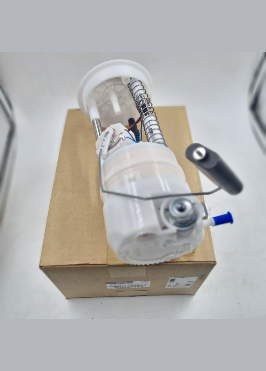 Оригінальний фільтр паливний в сборі 17040-3ZB0A, 170403ZB0A X-TRAIL, Ікс-Треіл Nissan (345740616)