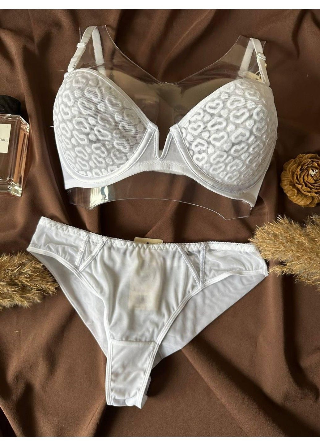 Белый комплект бюстгальтер с трусиками бразилианы 2372 белый Weiyesi