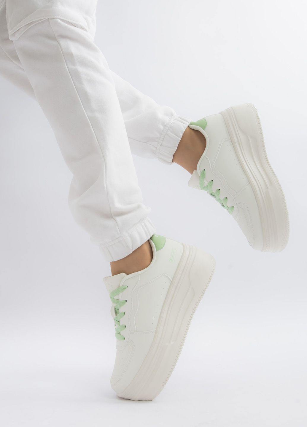 Кроссовки женские Baasploa белые демисезоны (337179848)