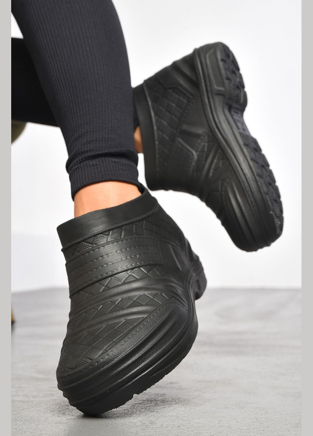 Калоші жіночі чорного кольору Let's Shop (298793653)