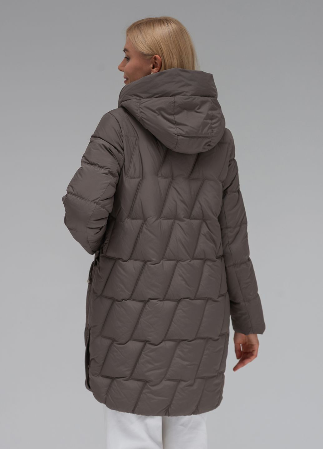 Бежева зимня базова куртка-пальто з капюшоном модель Visdeer 518