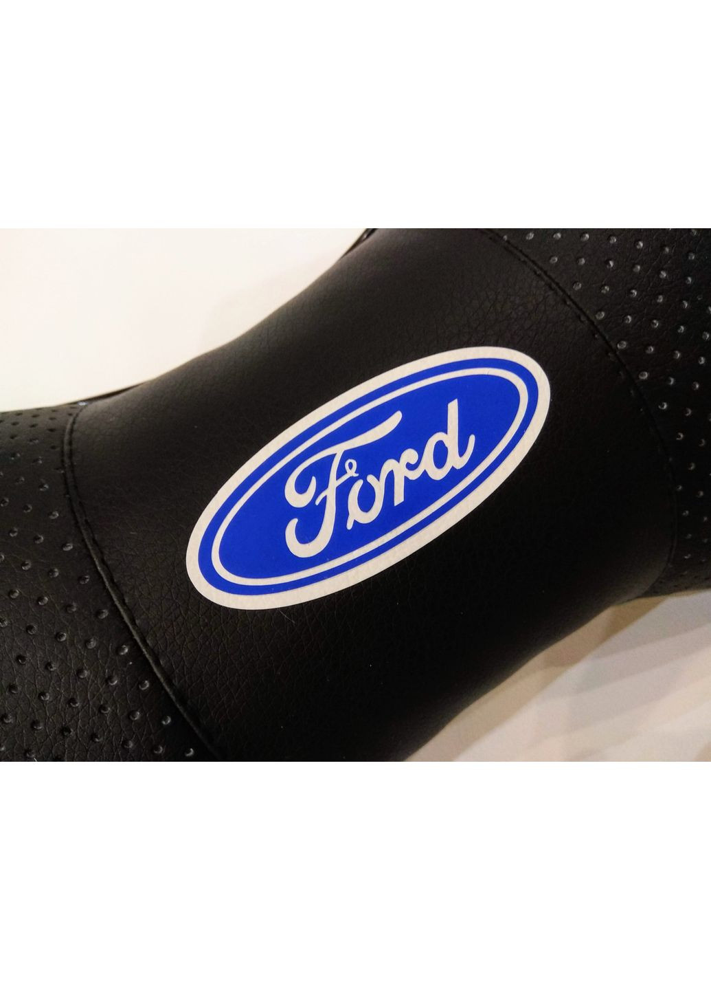 Подушка на підголовник авто Ford Transit 1шт. No Brand (351901794)