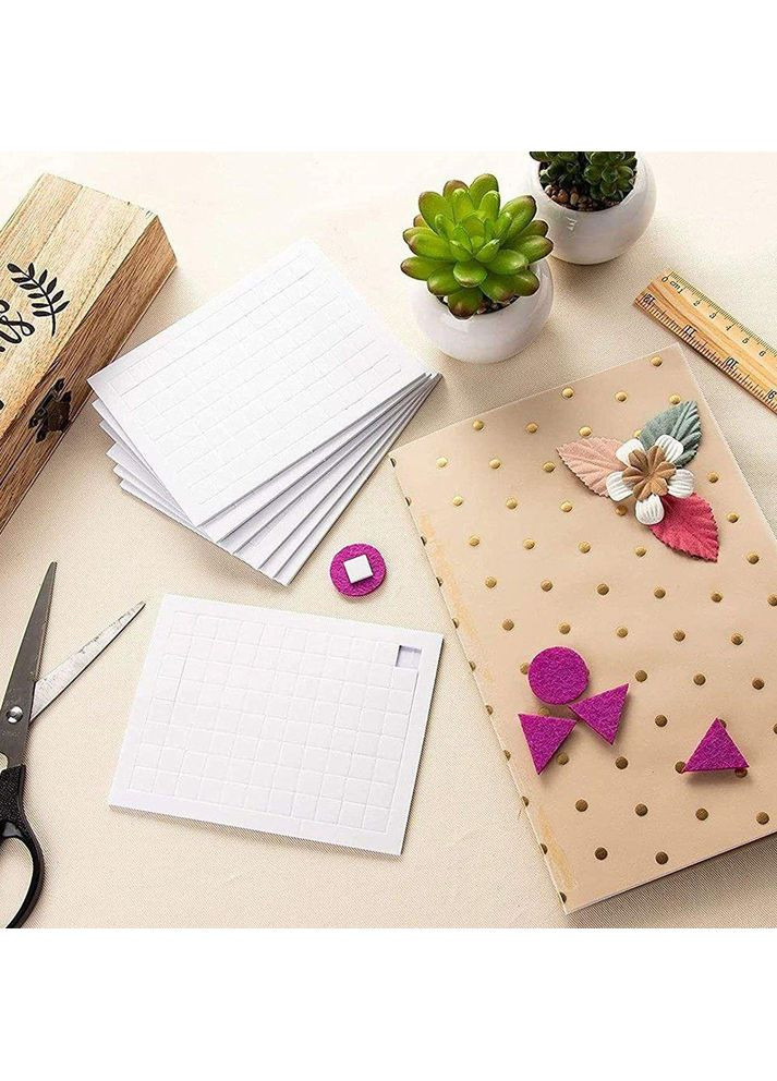 Скотч двосторонній Квадратики, 12х12х3 мм, аркуш 13,1х7,2 см, (66 шт) No Brand (367088674)