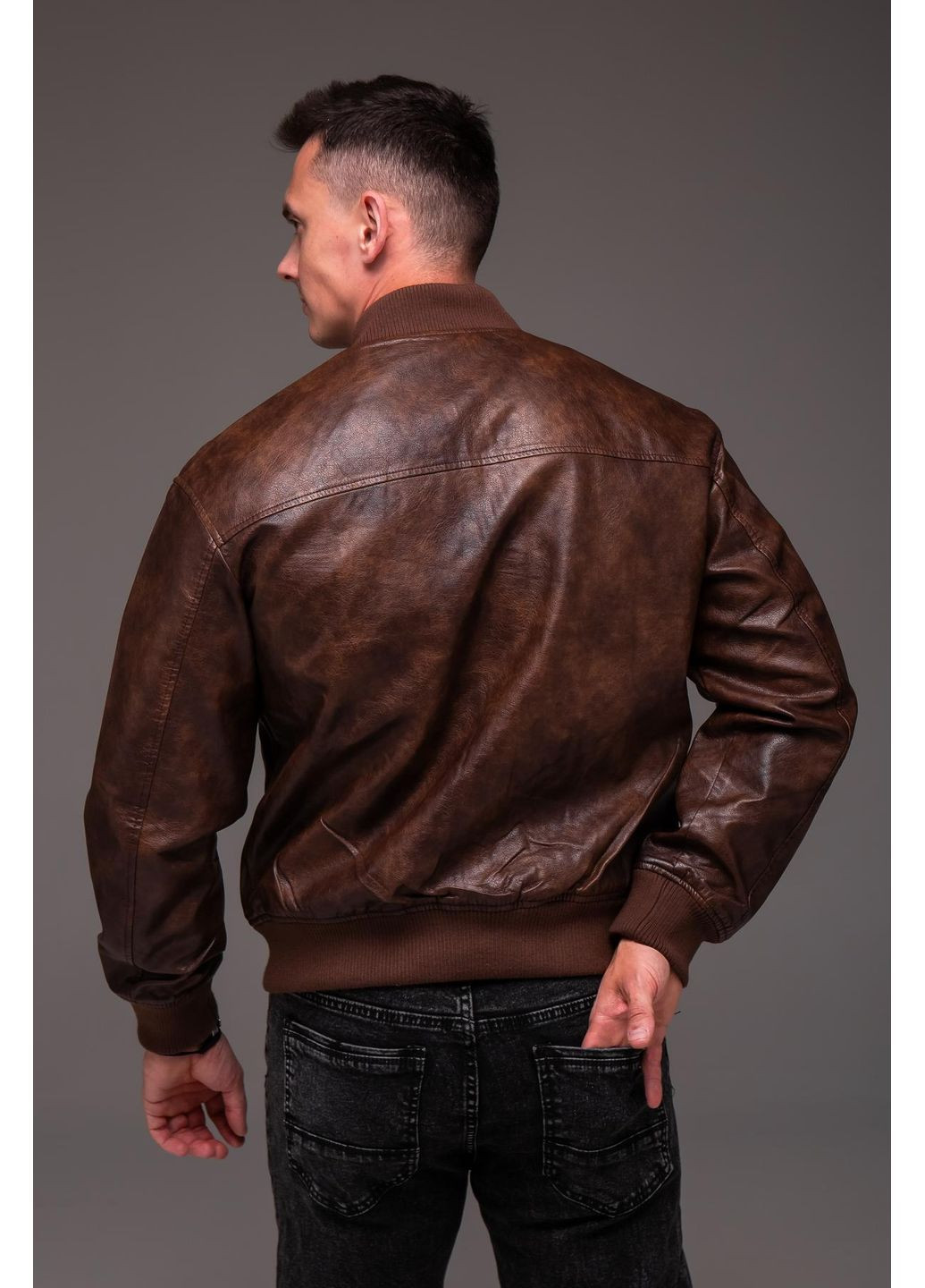 Коричневая демисезонная куртка бомбер мужская демисезонная No Brand