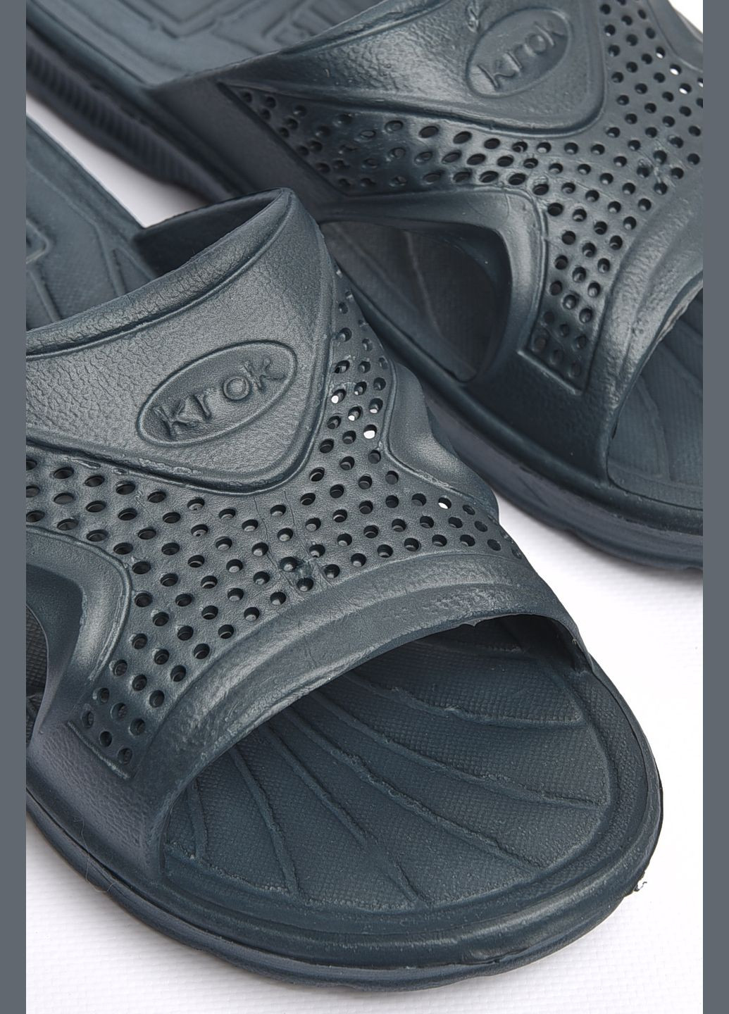 Шльопки підліткові для хлопчика темно-синього кольору Let's Shop (296199006)