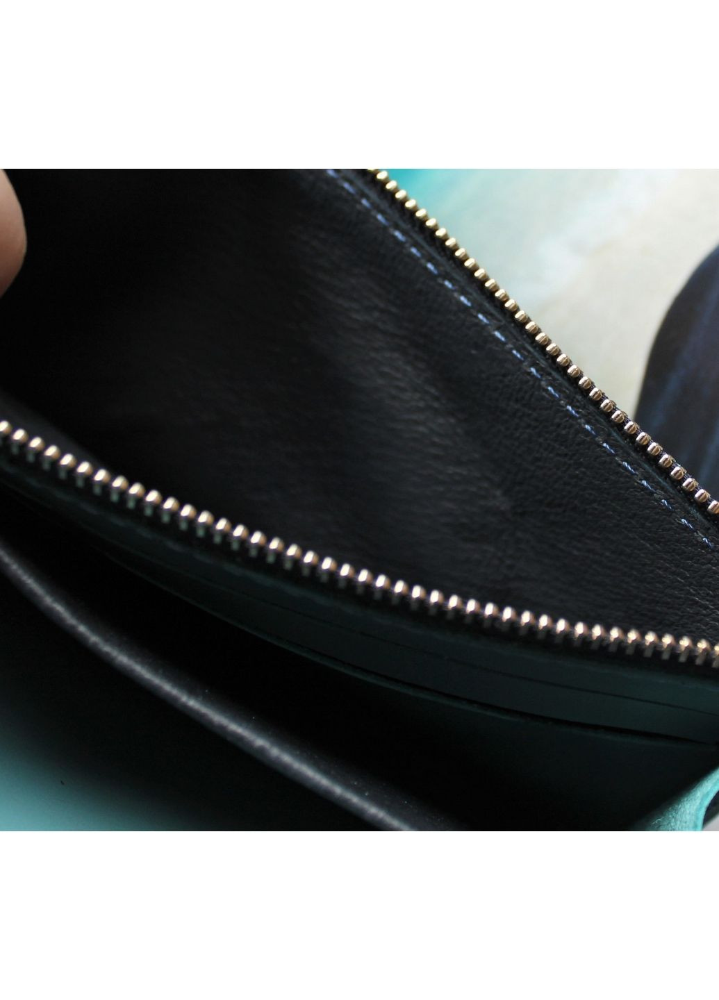 Шкіряний жіночий гаманець ручної роботи LeathART (282586245)