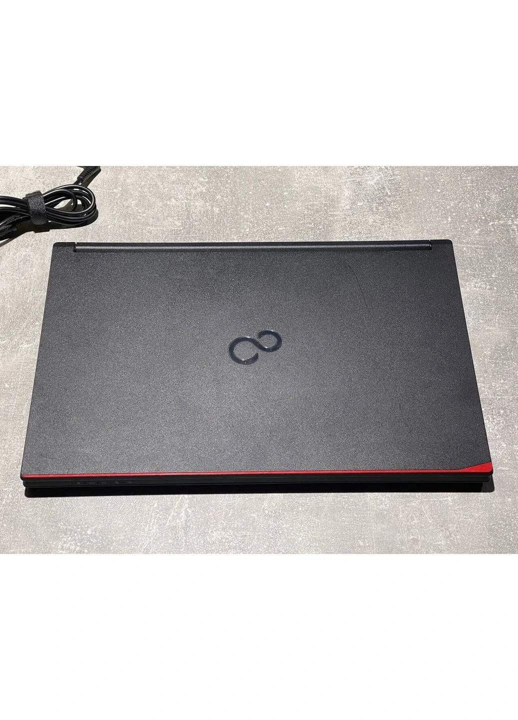 Ноутбук Lifebook E554 / 15.6" (1366x768) TN / Intel Core i3-4100M (2 (4) ядра по 2.5 GHz) / 8 GB DDR3 / 480 GB SSD / Intel HD Fujitsu (398146790)