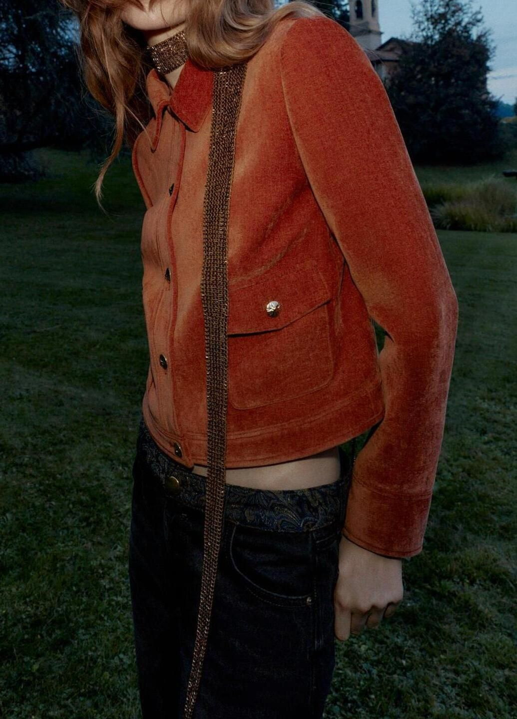 Помаранчева демісезонна куртка Zara