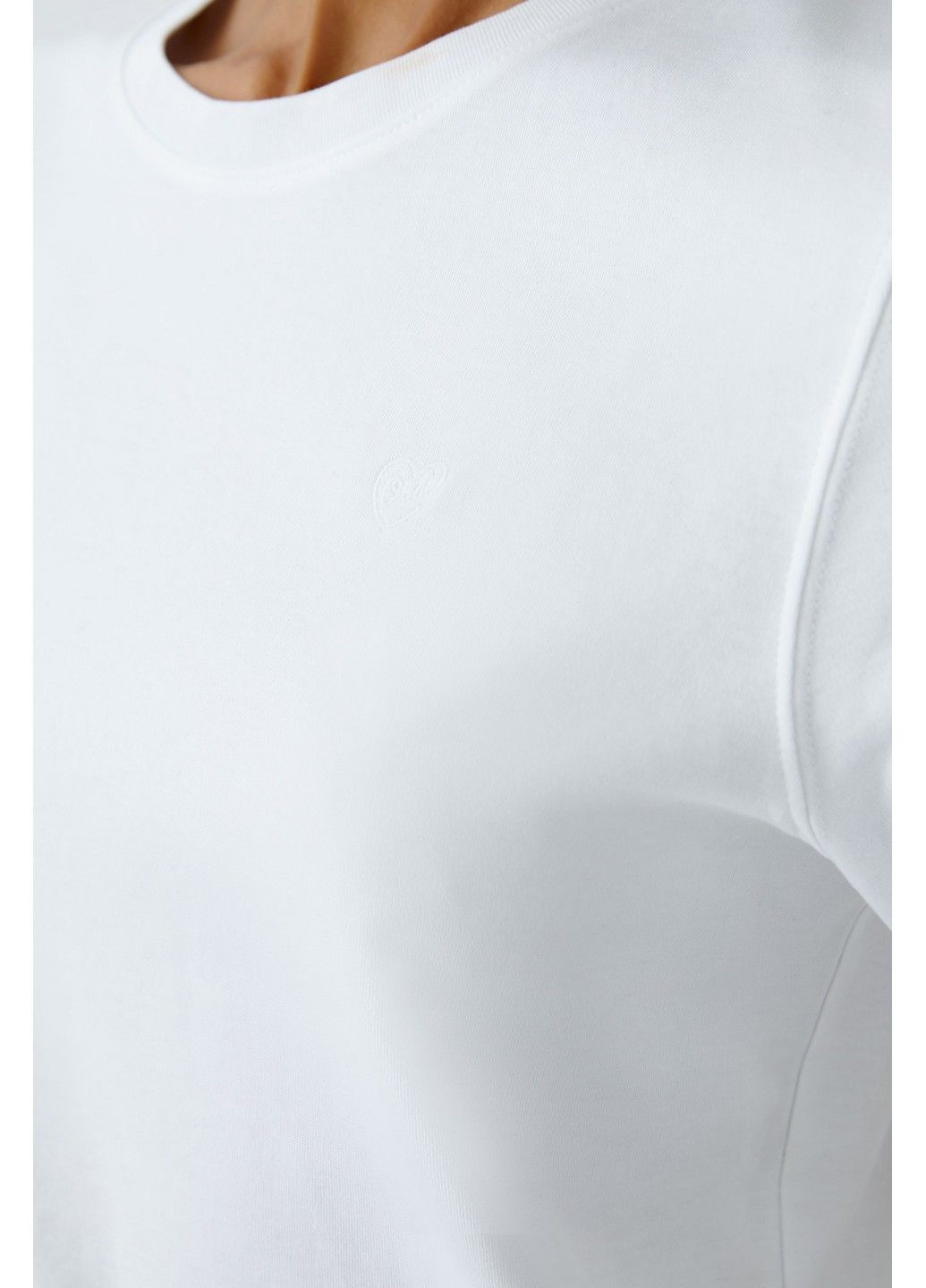 Жіноча футболка Біла Oui - (360856805)