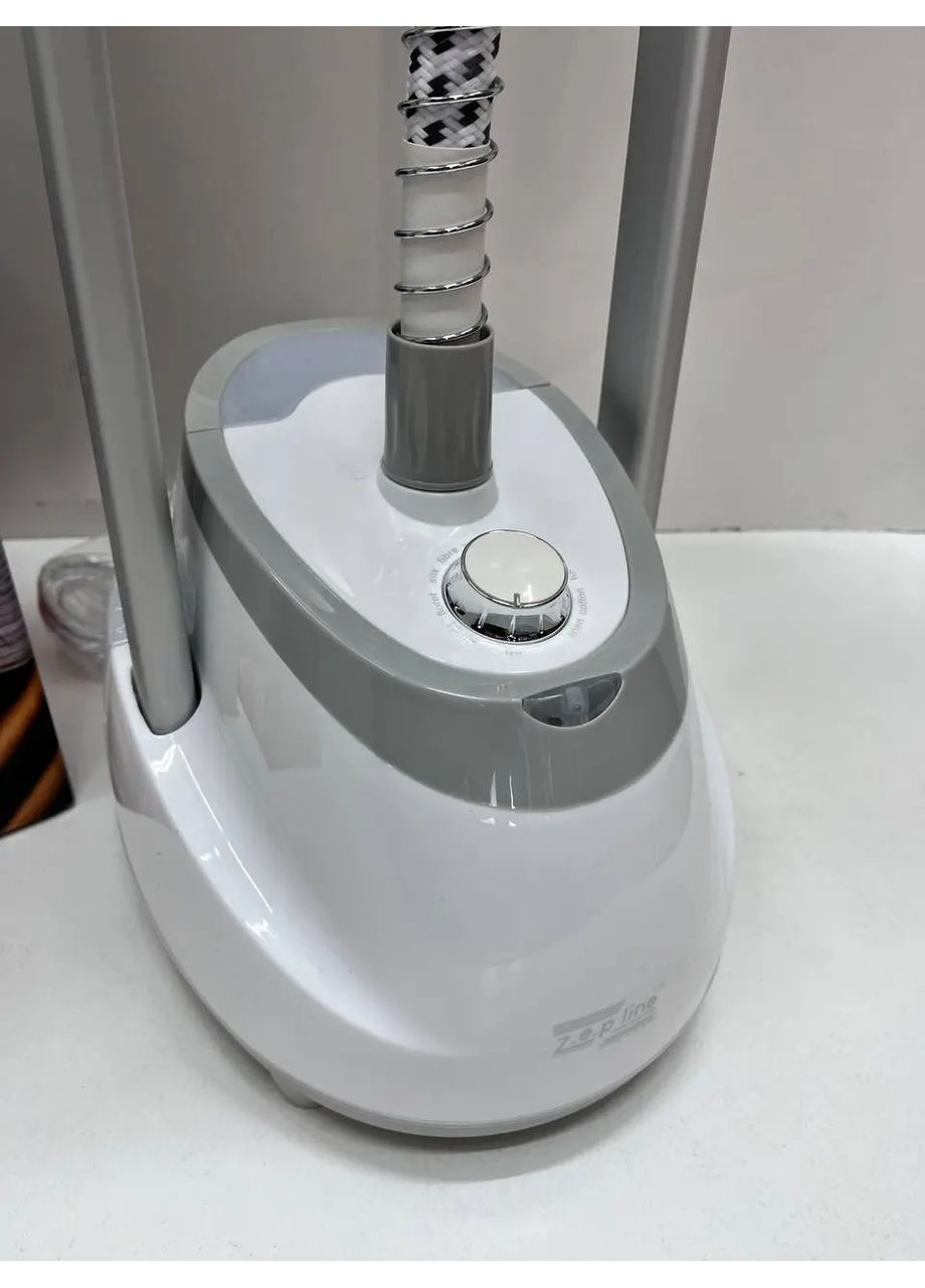 Отпариватель вертикальный для одежды со стойкой Zepline ZP-129 3000W HandyHeat (363834129)