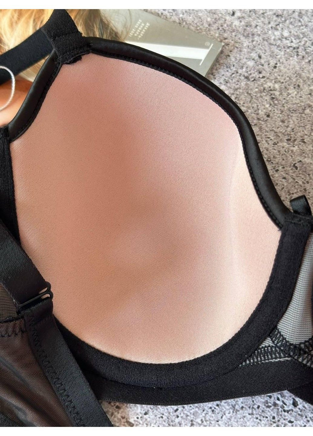 Чёрный бюстгальтер спейсер черный Lanny Mode