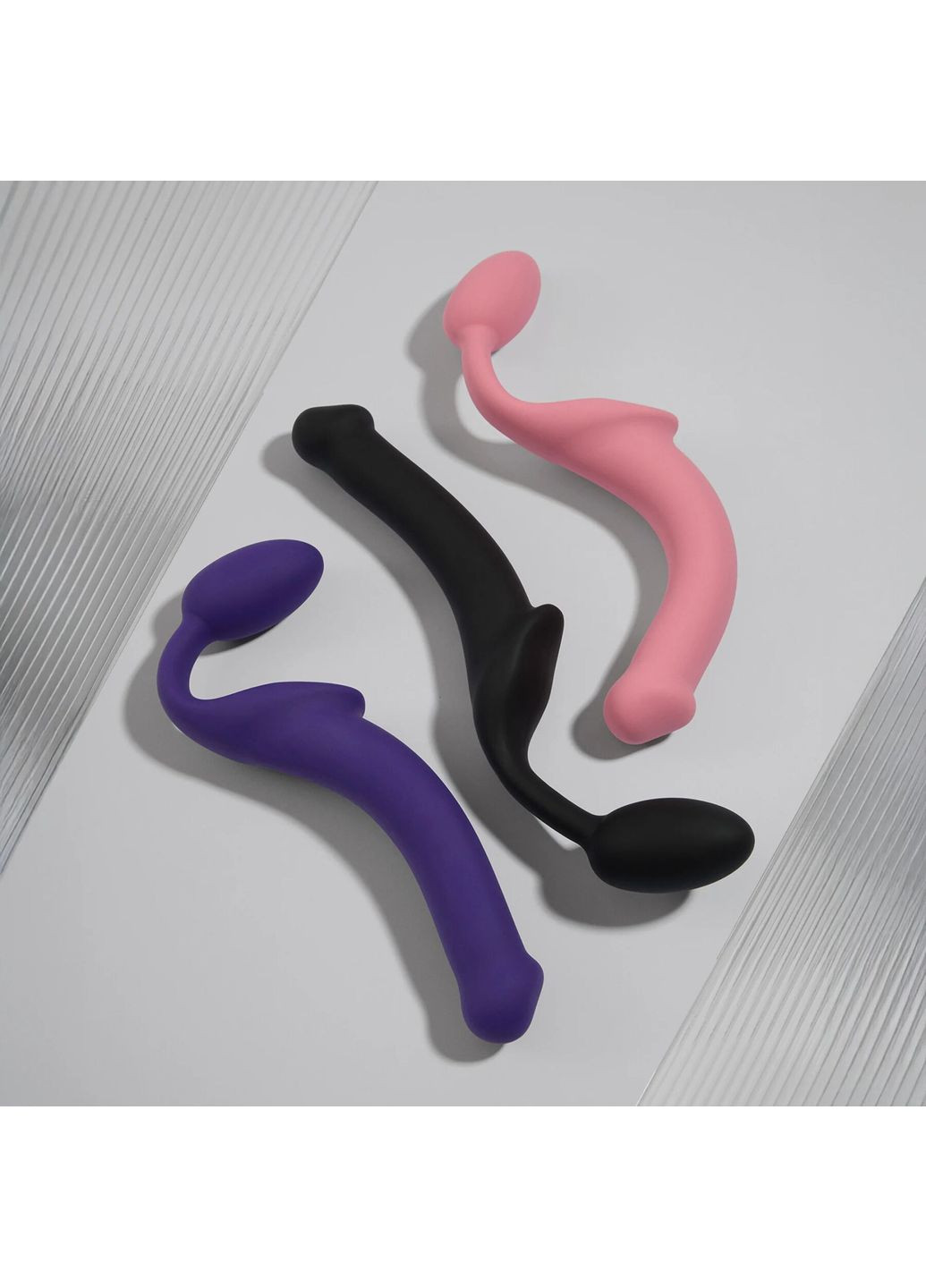 Безремінний страпон Rose M, повністю регульований, діаметр 3,3 см - CherryLove Strap-On-Me (366962587)