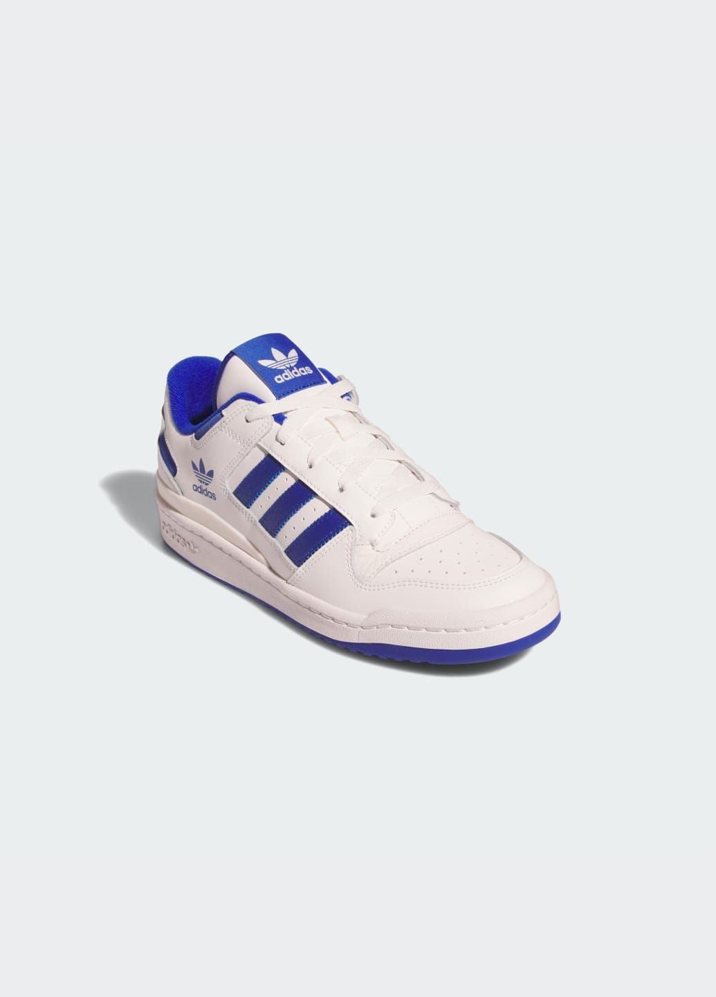 Белые летние кроссовки forum low cl adidas