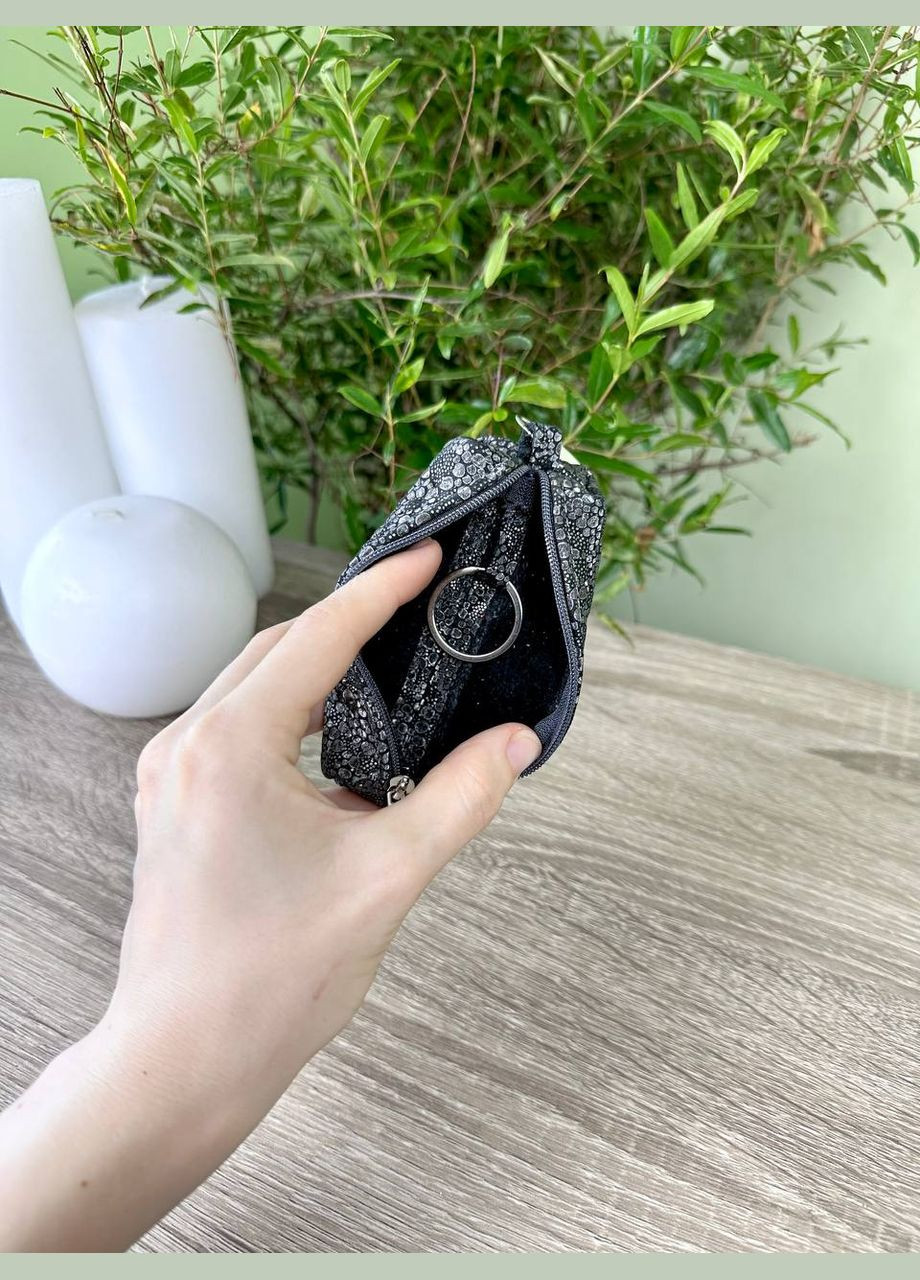 Ключница кожаная для обычных ключей на змейке с карабином VI&VA (299383305)