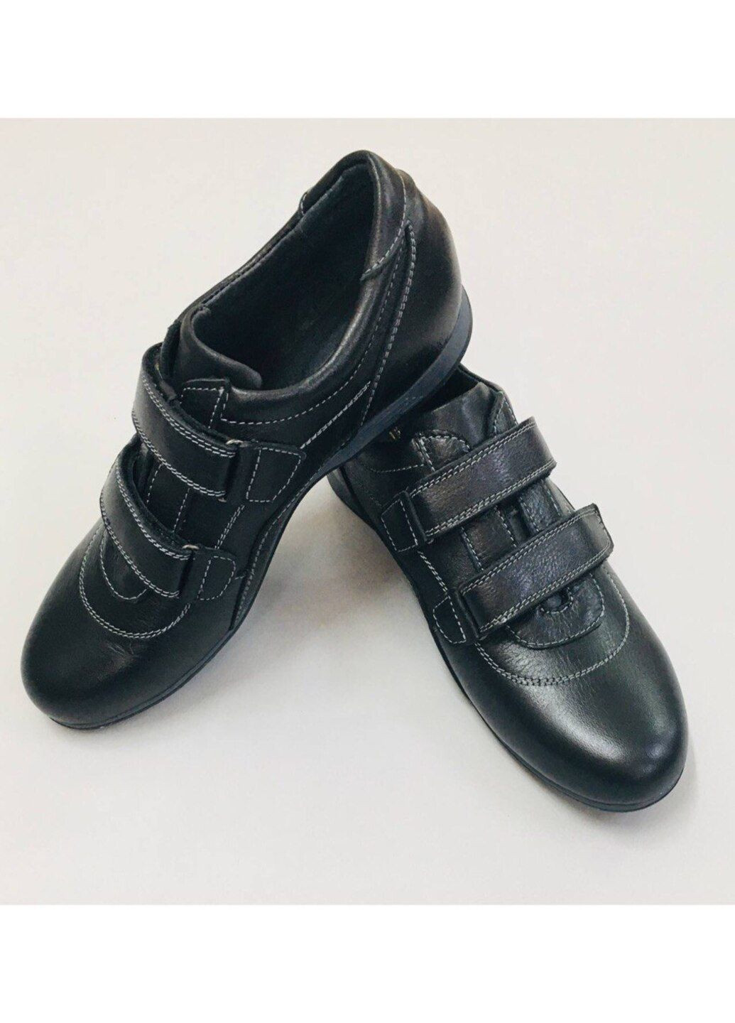 Черные туфли спортивные для мальчика на липучке Seboni