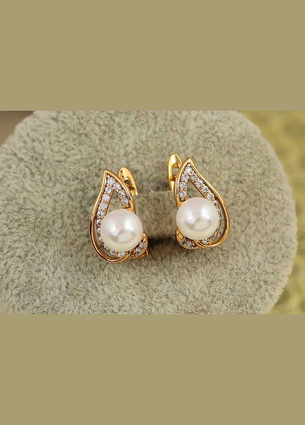 Сережки вигин з перлиною 1,6 см золотисті Xuping Jewelry (316433242)