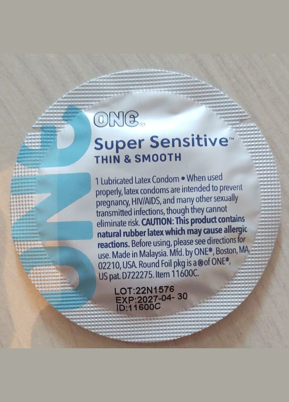 Презервативы Super Sensitive – на 50% больше масла. One (316090433)