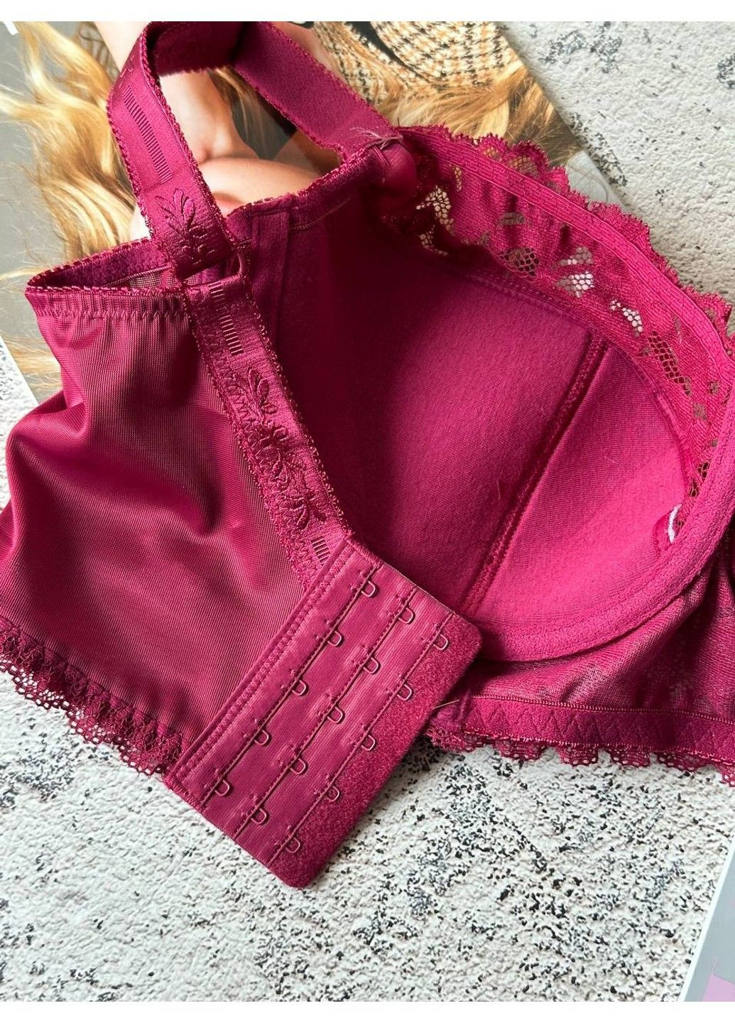 Бордовый кружевной бюстгальтер на чашку е бордовый Lanny Mode