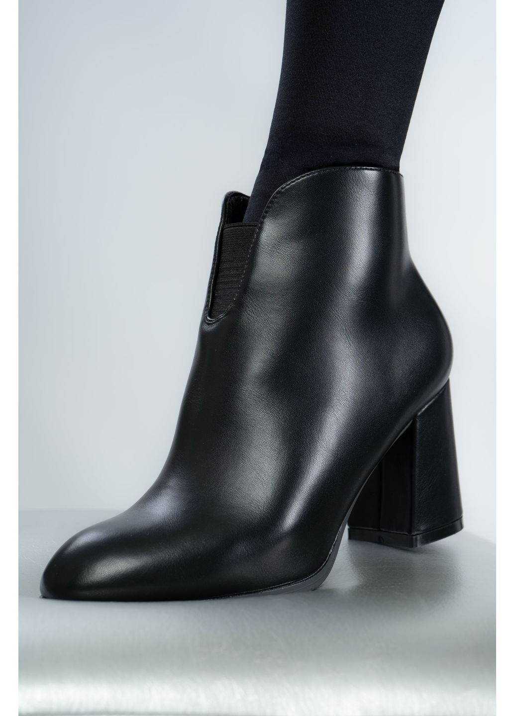 Черевики жіночі 704-17 чорні 346597 Louis (365234488)