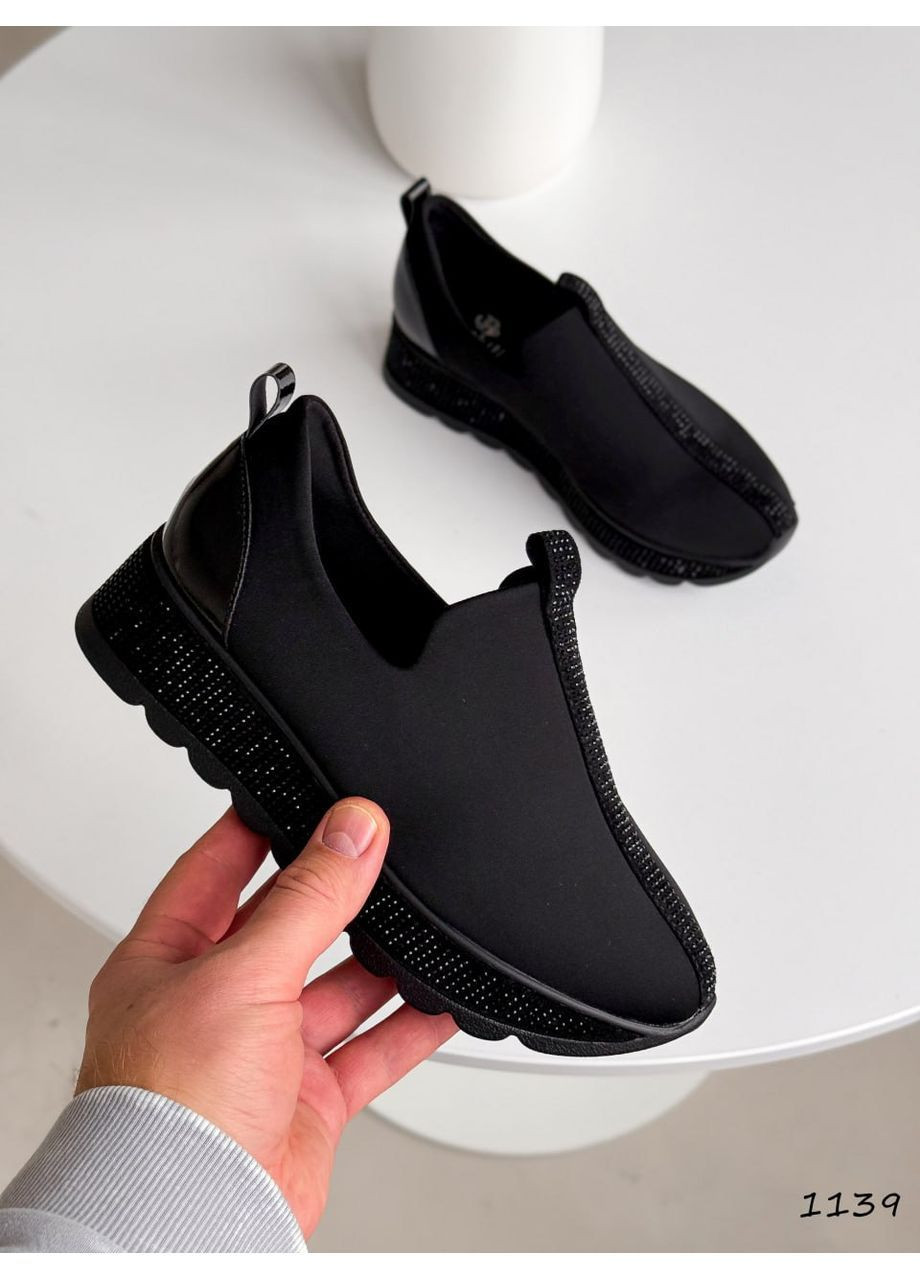 Черные кроссовки No Brand чёрные демисезоны (369445177)