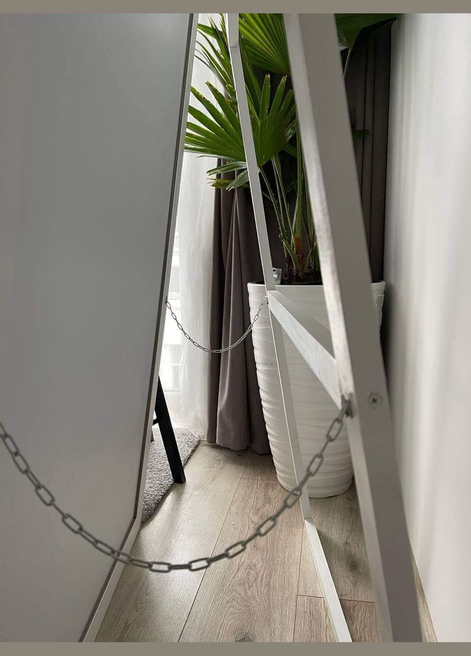 Дзеркало ростовое в класичній рамі кольору бланко на ніжці 160 х 50 см No Brand (333823356)