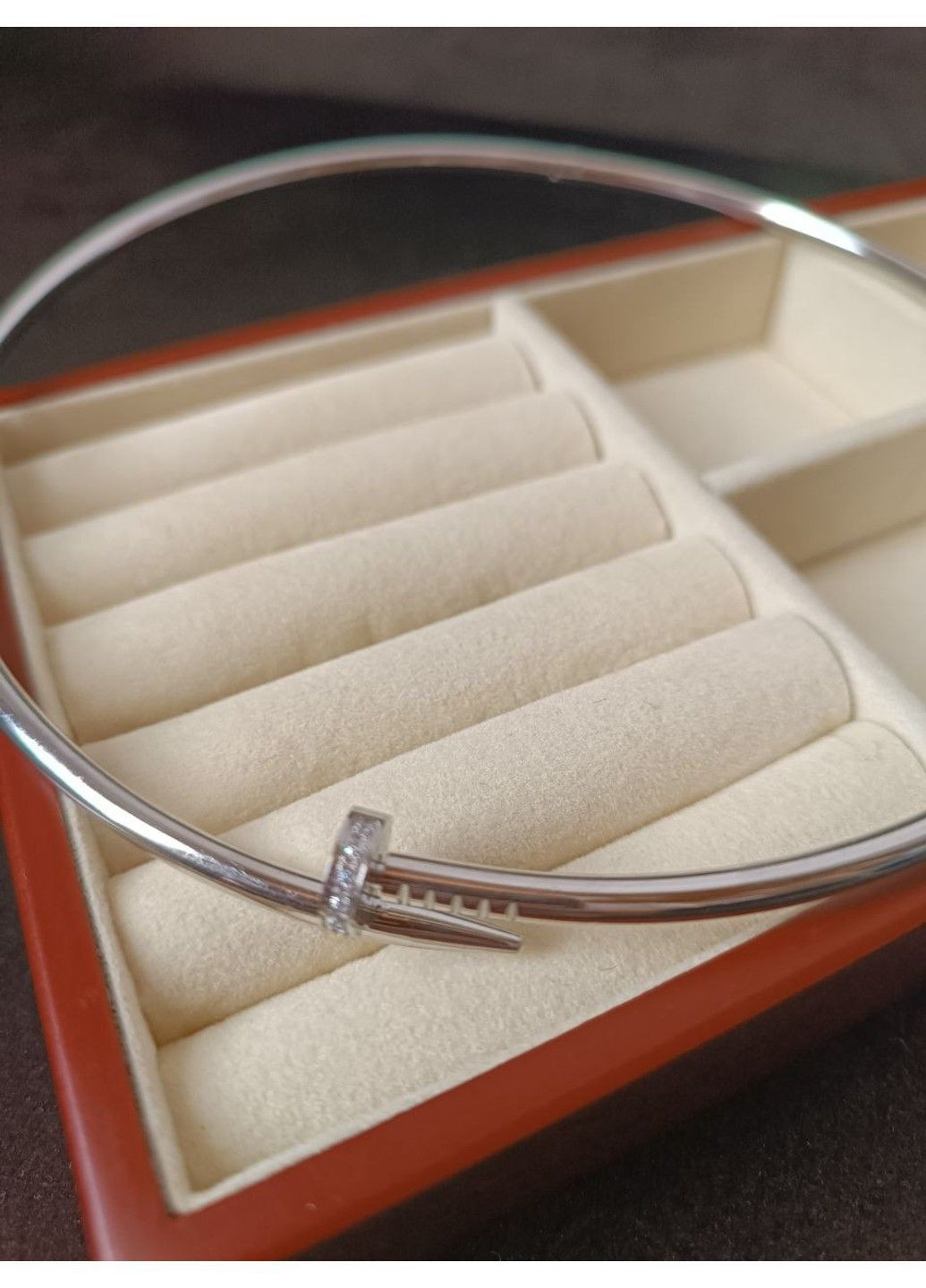 Колье-гвоздь женское из медицинской стали серебристое с камнями No Brand (368713784)