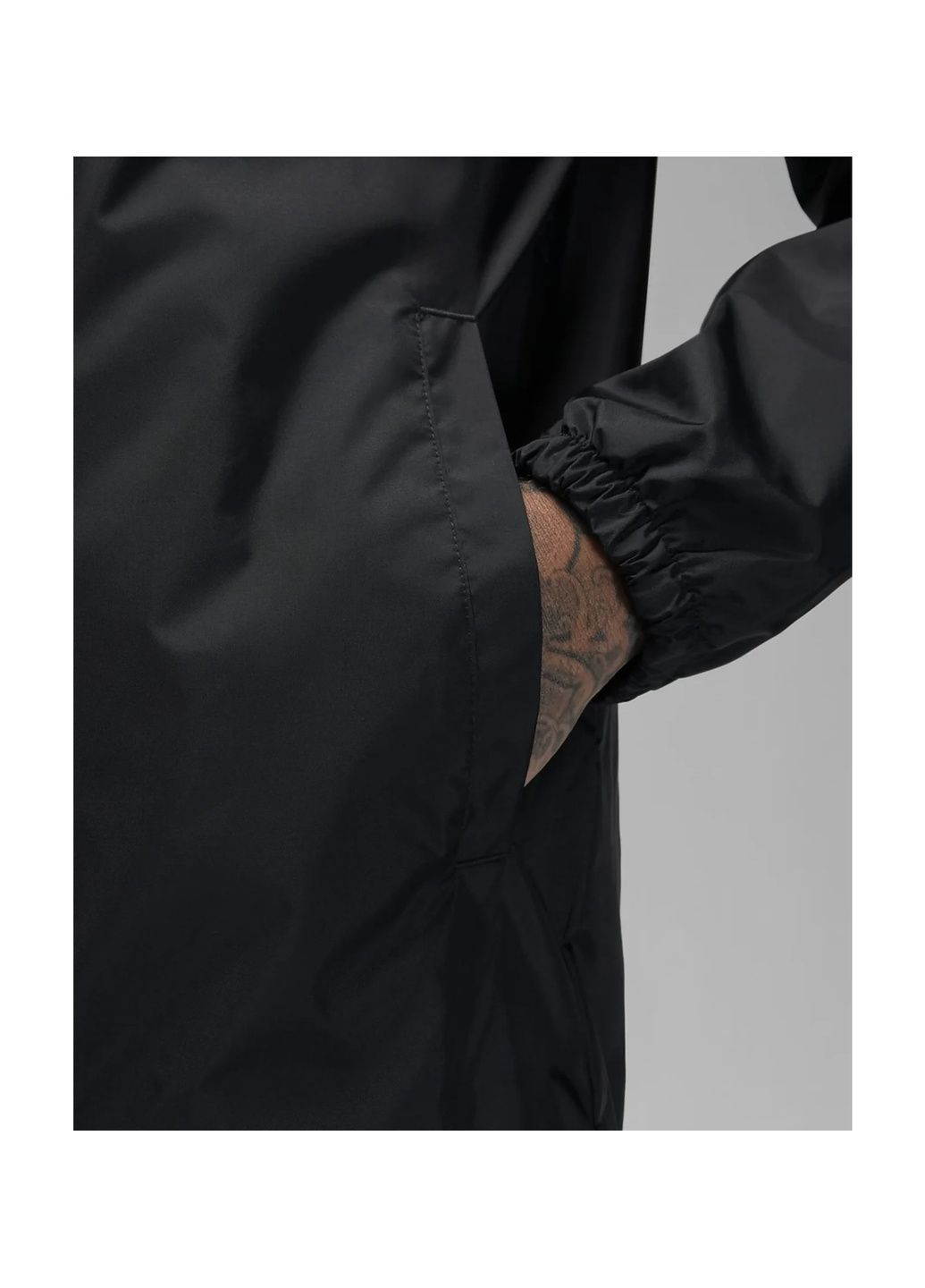 Чорна куртка чоловіча essentials mens woven jacket black Air Jordan