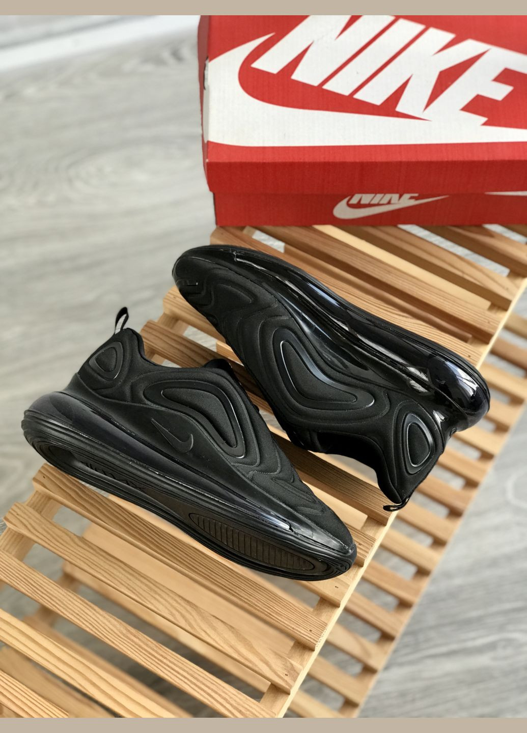 Чорні Осінні кросівки чоловічі і жіночі nike air max 720 black| найк аір макс 720 чорні No Brand