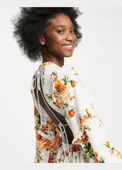 Айворі коктейльна сукня бебі долл Asos з квітковим принтом