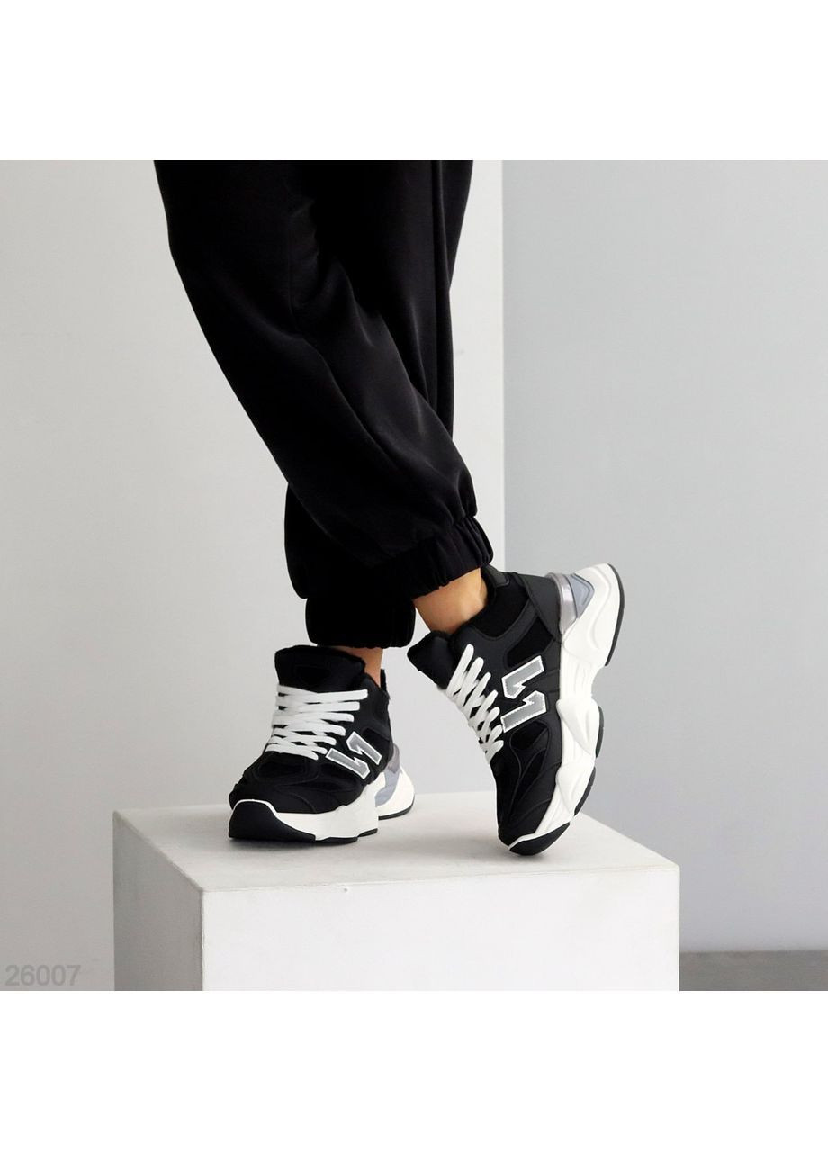 Демисезонные кроссовки No Brand чёрные демисезоны (370368607)