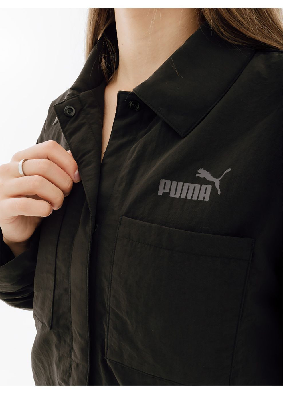 Чорна демісезонна жіноча куртка transeasonal jacket чорний Puma