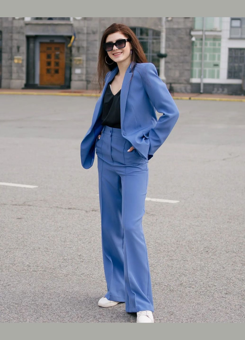 Брюки женские с карманами, широким кроем, на резинке (ll18820065) LadyLike (333341779)