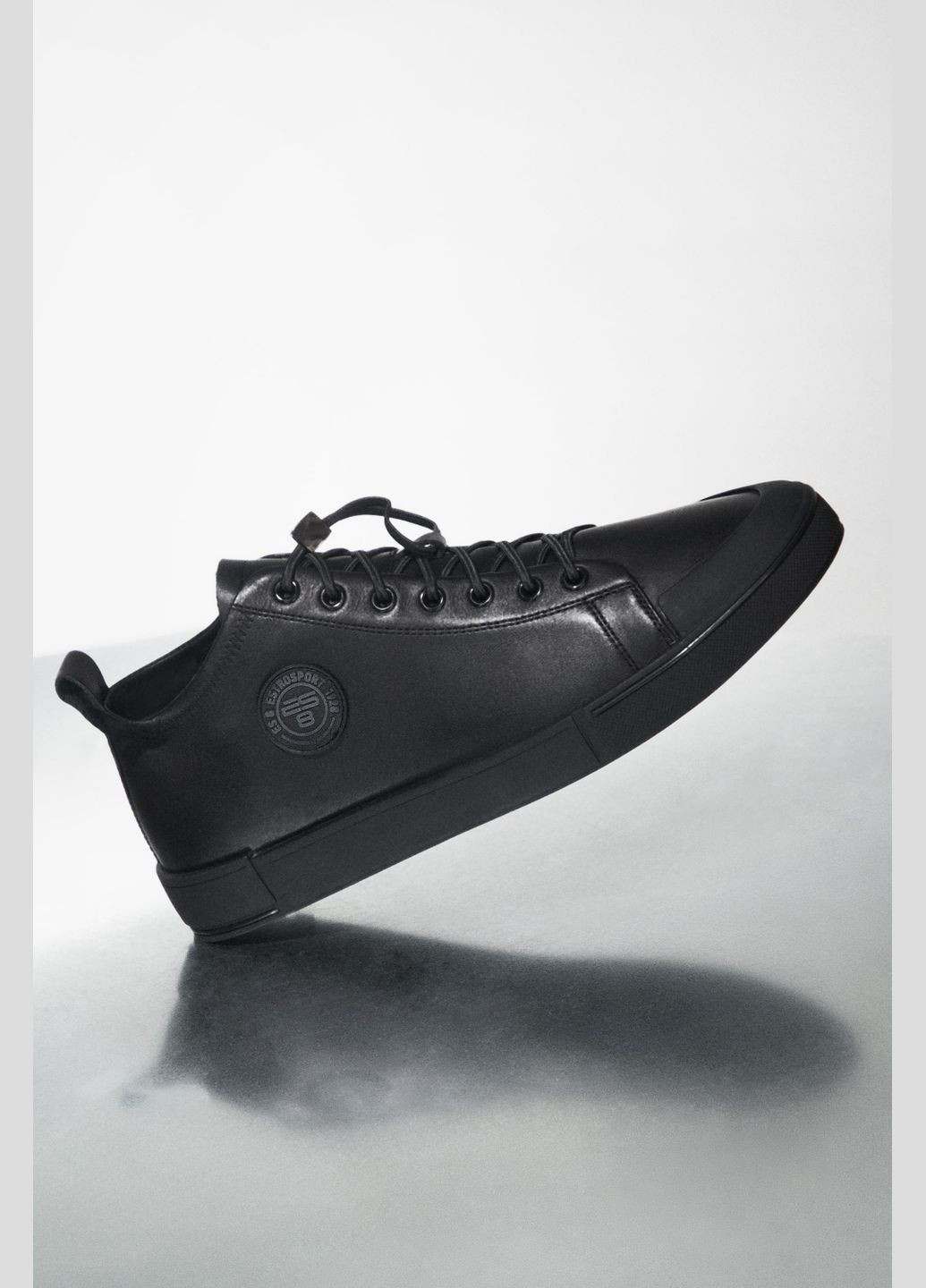 Чорні кеди високі, колір чорний ES8