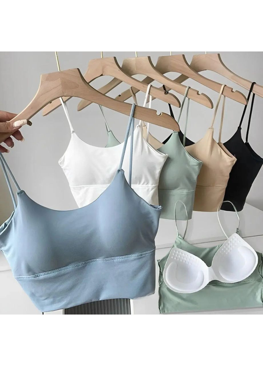 Топ Mila, Базовый топ на тонких крученых бретелях с поролоновыми чашечками, Летний топ-майка No Brand Топ Mila чорний (354331174)