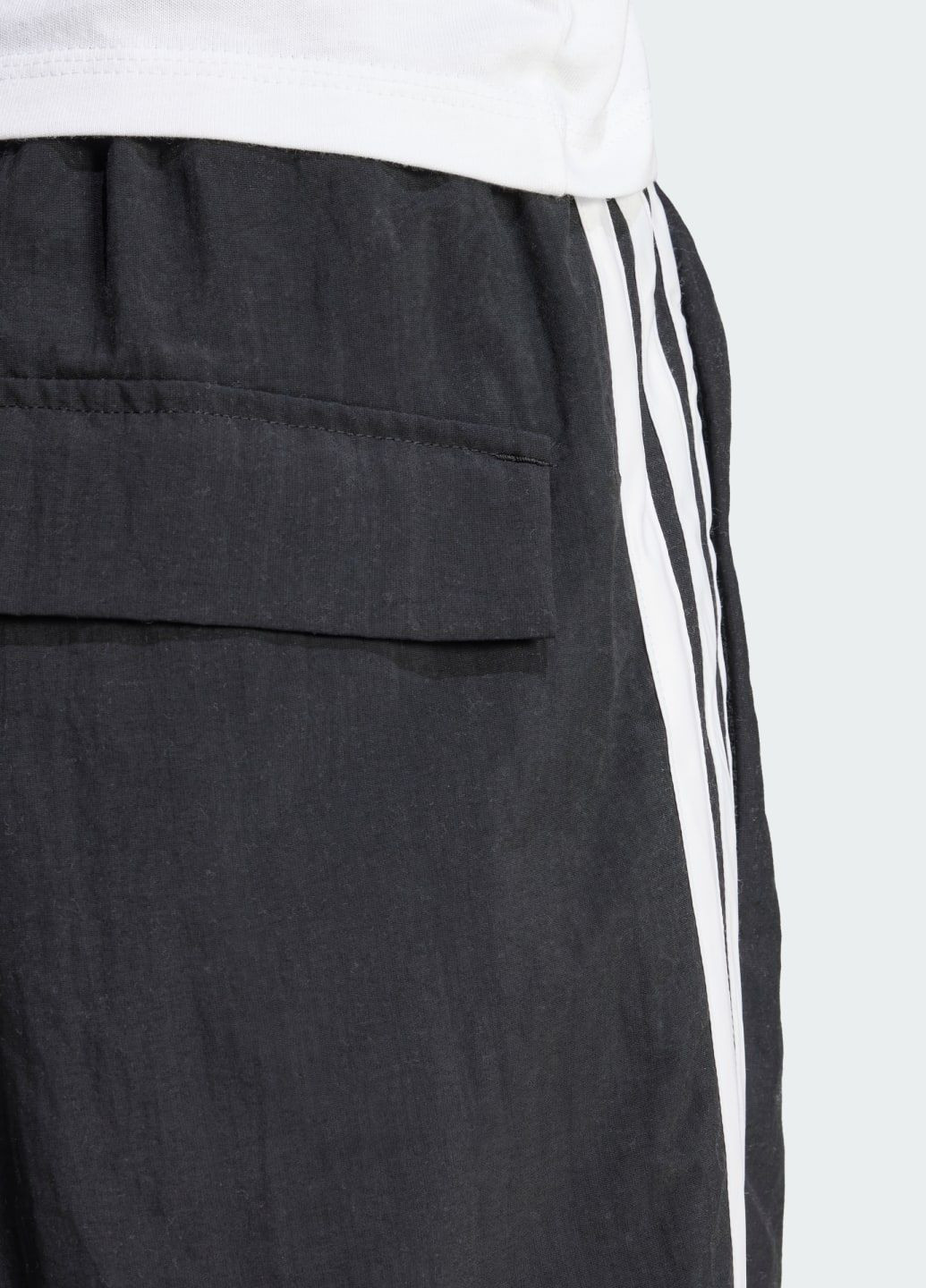 Шорты Essentials 3-Stripes Lifestyle Woven adidas (353690459)