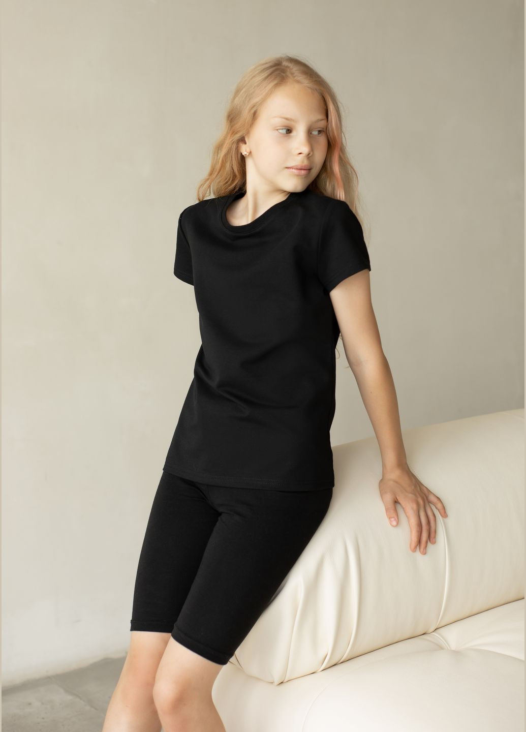 Черная летняя футболка детская "black&white" из двунитки чона No Brand