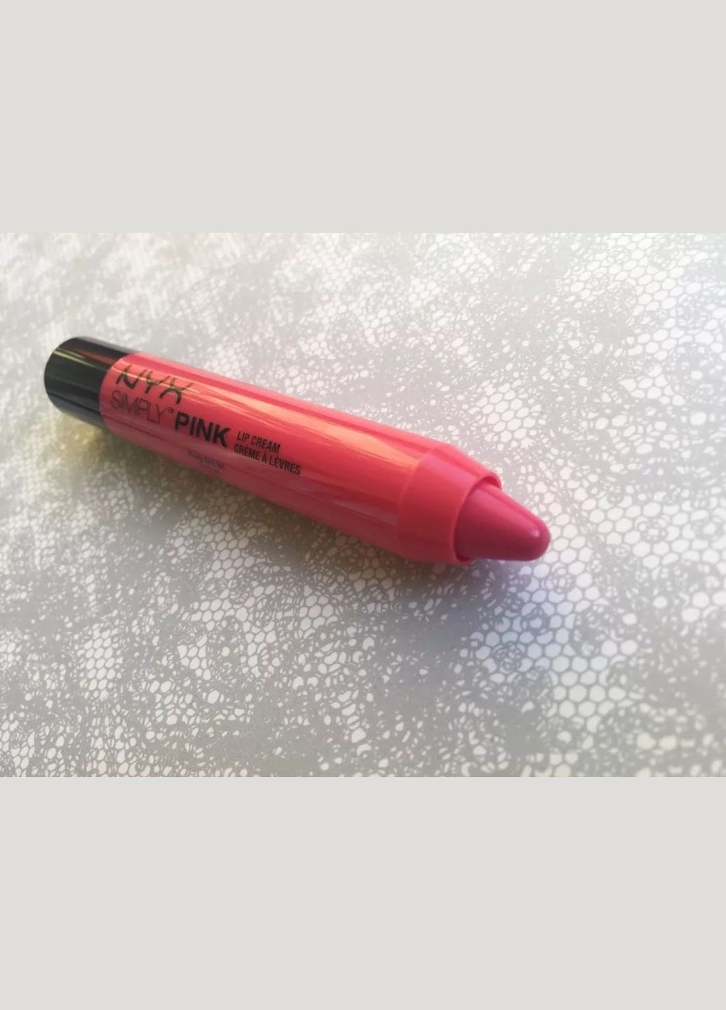 Помадаолівець для губ Simply Pink Lip Cream (3 г) XOXO (SP05) NYX Professional Makeup (279364173)