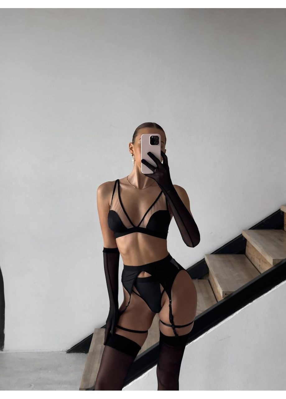 Чорний витончений та неймовірно привабливий комплект білизни з рукавичками, поясом та панчохами No Brand