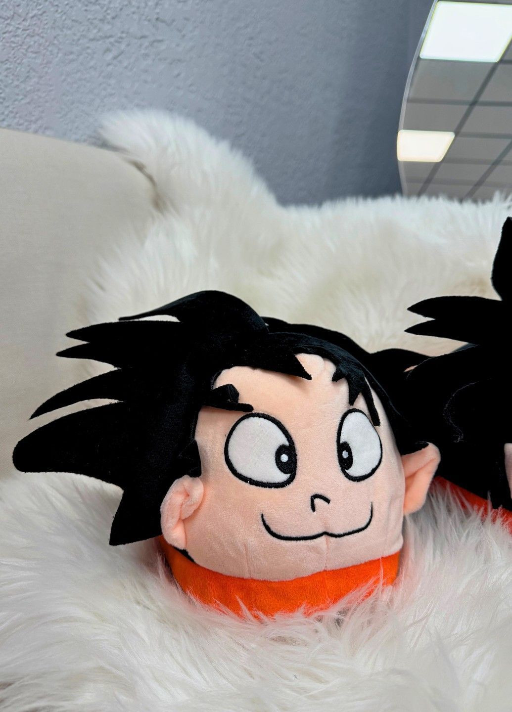 Капці кігурумі домашні для підлітків та дорослих Сон Гоку помаранчевий плюшеві Lalapka (362490072)