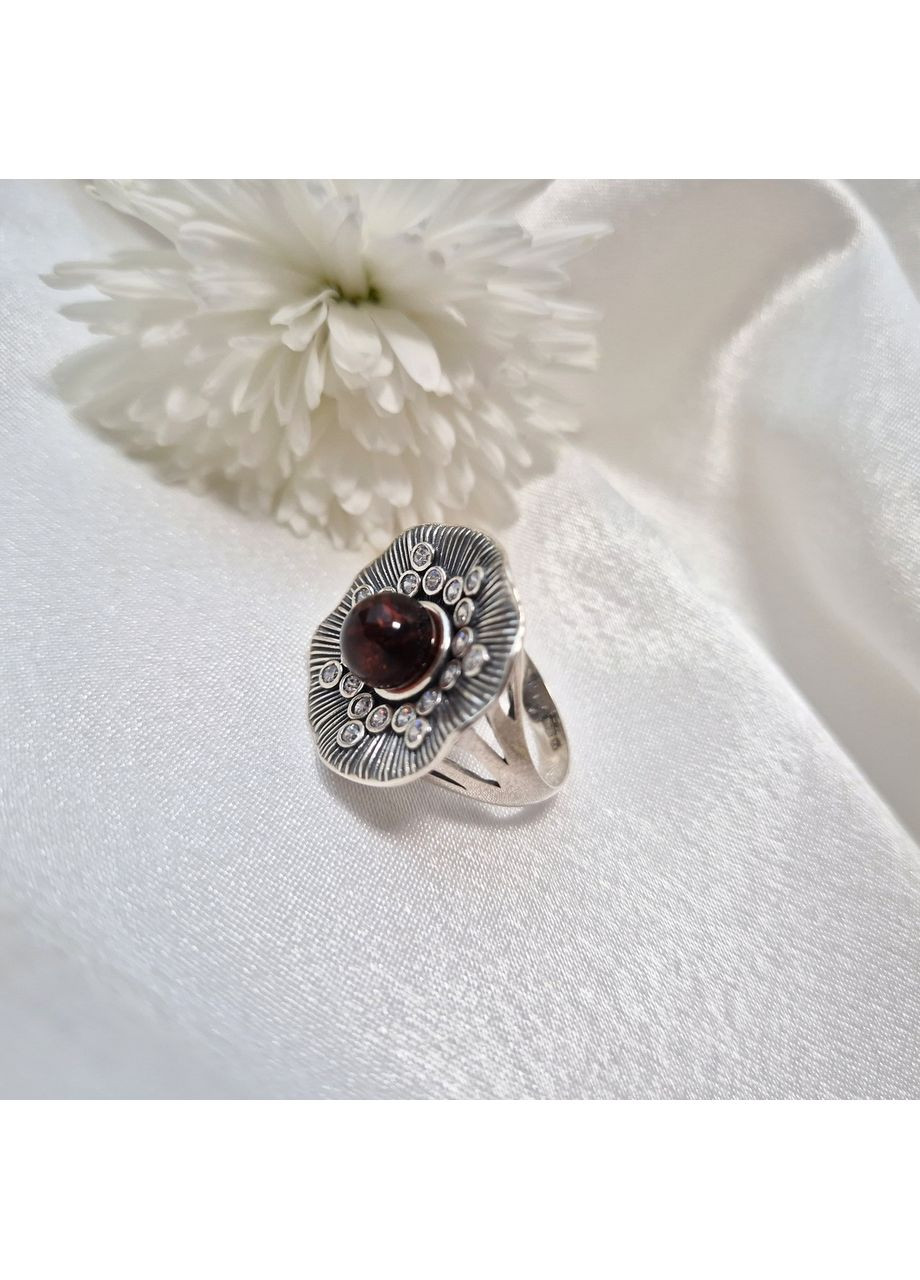 Срібна каблучка з Бурштином 18.5 розмір срібло 925 проби чорнене 935к 7.64г Nobrand (366870943)