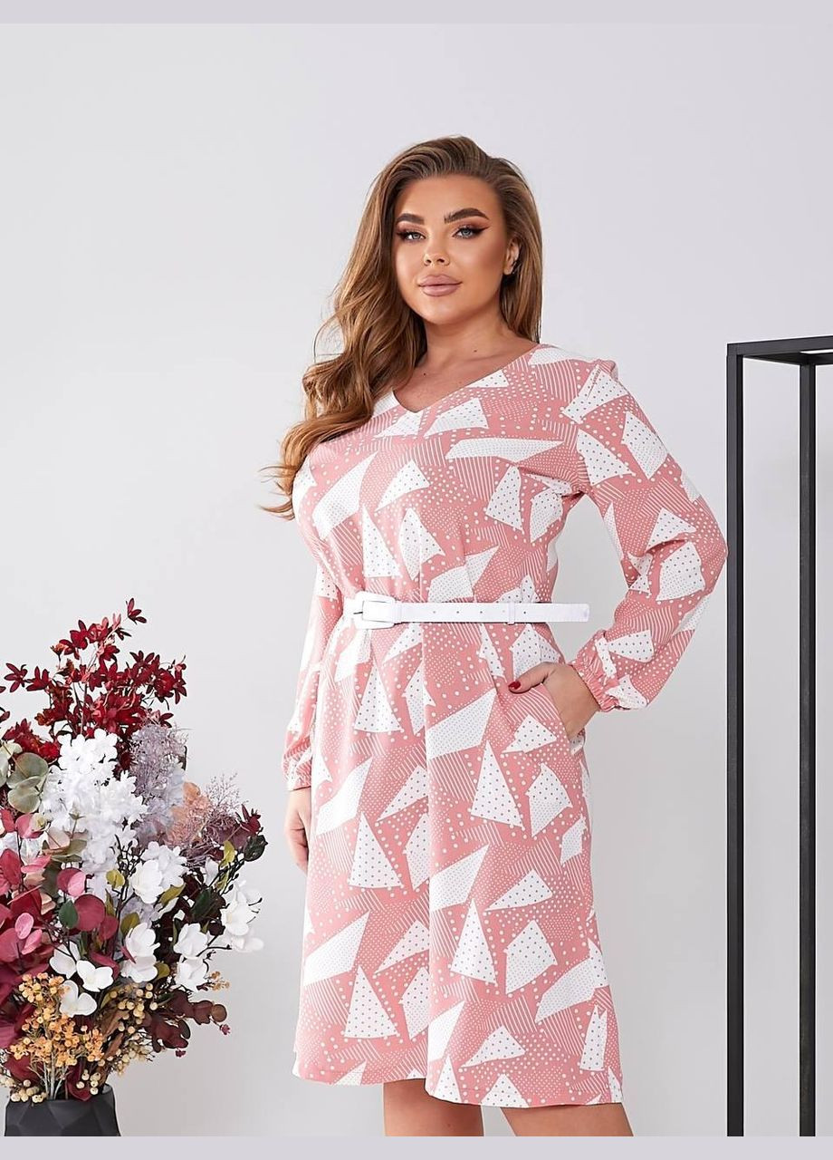 Розовое кэжуал платье "креативный шик" с длинным рукавом sf-255 розовый, 50 Sofia с геометрическим узором