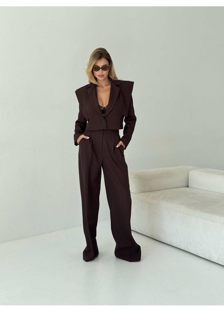 Класичний жіночий костюм Adelante (360428927)