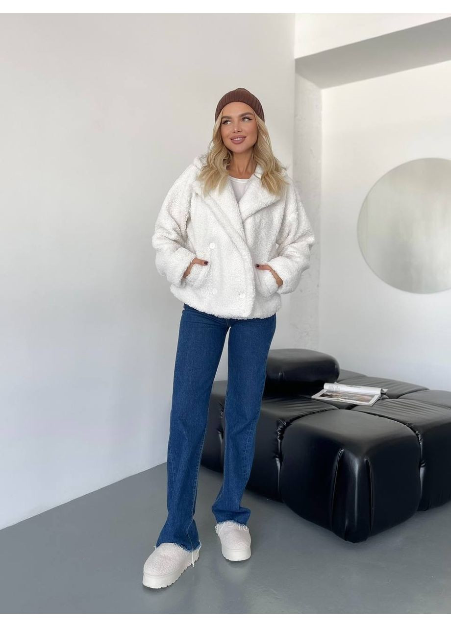 Молочная зимняя женская короткая шуба-куртка из букле молочного цвета 35404 Fashion