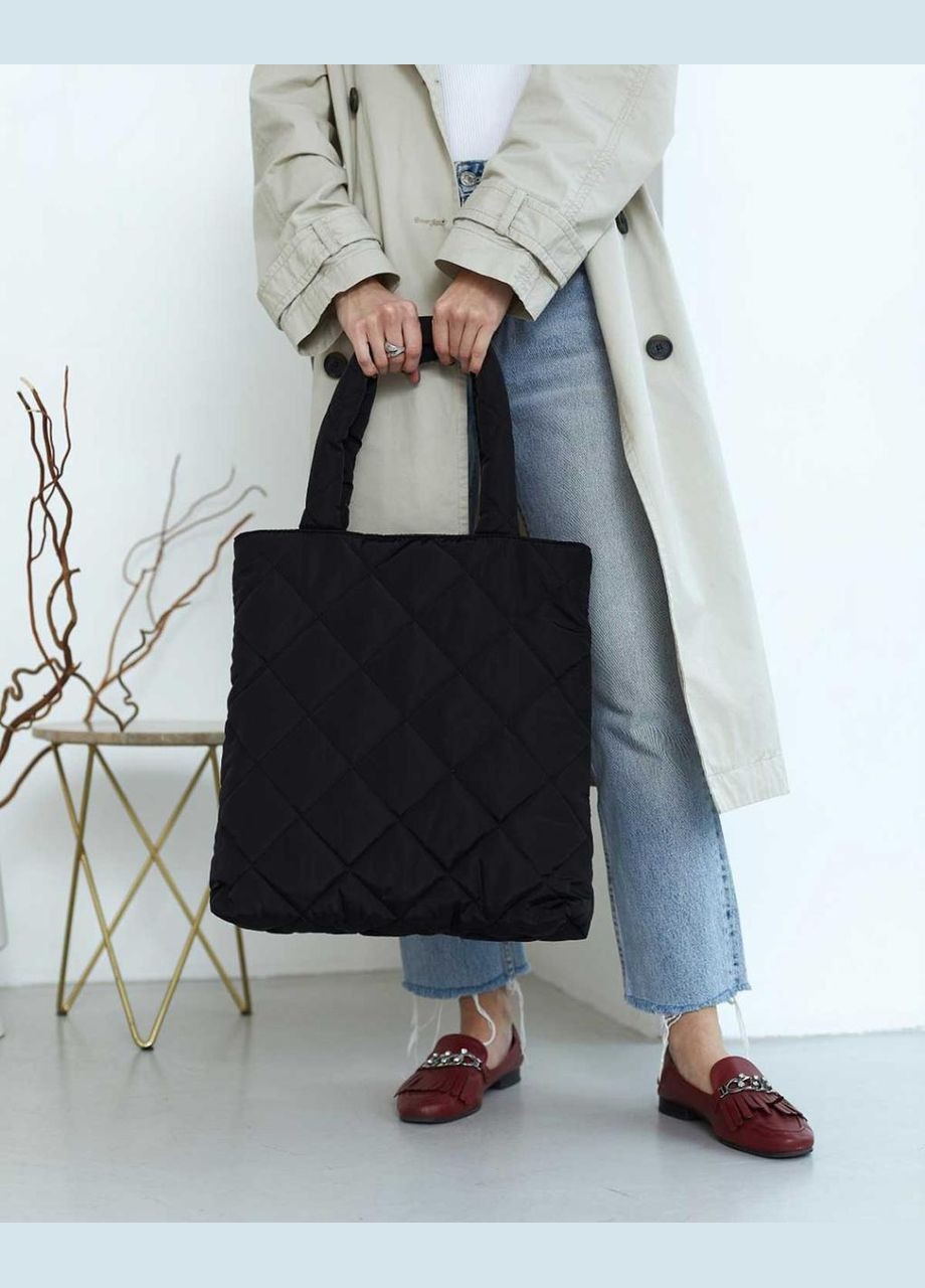 Жіноча стьобана сумка-шоппер у кубики дута нейлонова «Міла» чорного кольору WeLassie (298570403)