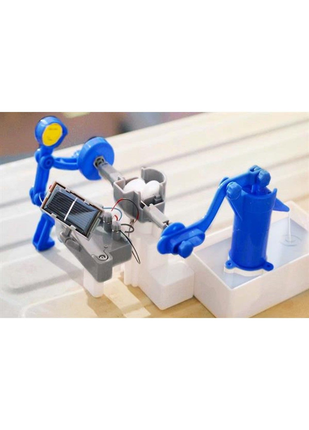 Набор для исследований 4М Водяной насос на солнечной батарее (00-03425) 4M (335055471)