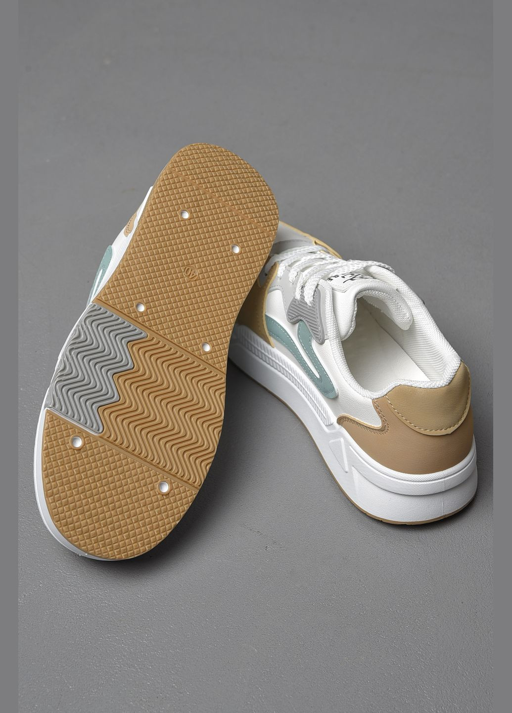 Комбіновані Осінні кросівки чоловічі біло-бежевого кольору на шнурівці Let's Shop
