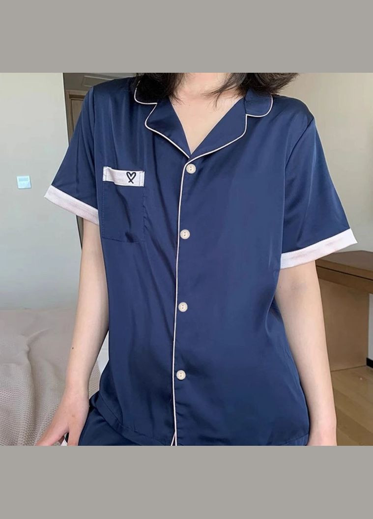 Синяя всесезон атласная пижама сердце прямого кроя с классическим дизайном пижамный комплект с декором в виде сердца рубашка + шорты No Brand Піжама