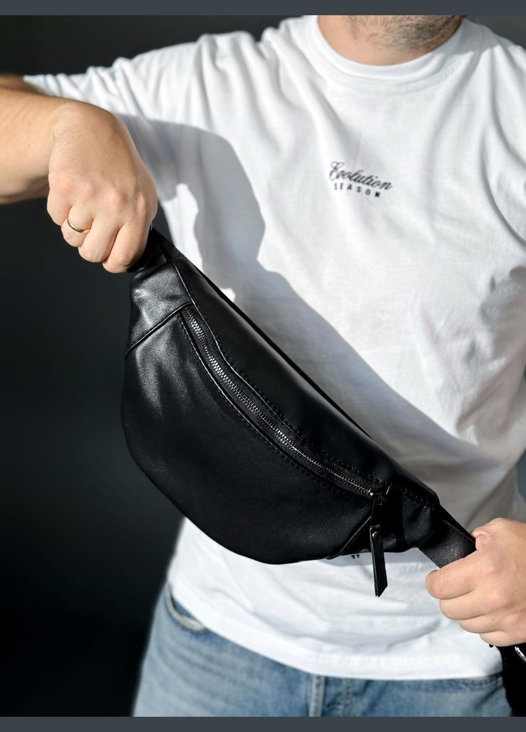 Бананка из натуральной гладкой кожи, кожаная сумка на пояс Lodka (Черная) SKILL (323427257)