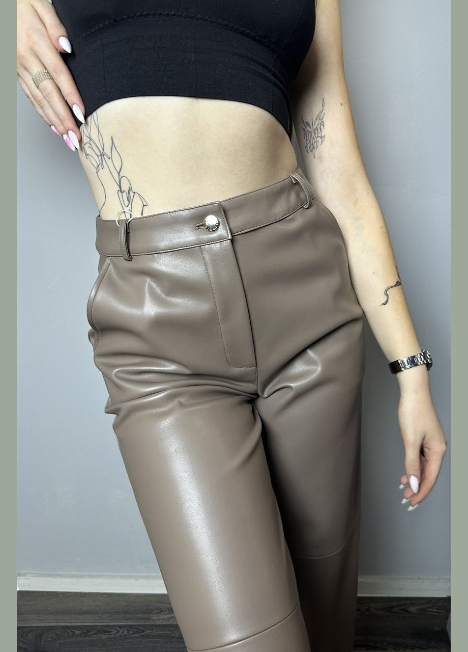 Женские прямые брюки из эко-кожи на флисе коричневые MKTRG3386-11 Modna KAZKA (276650268)
